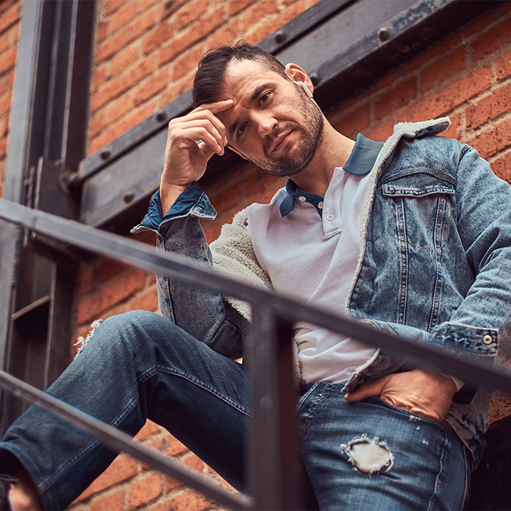 Denim That Carries The City’s Quiet Strength